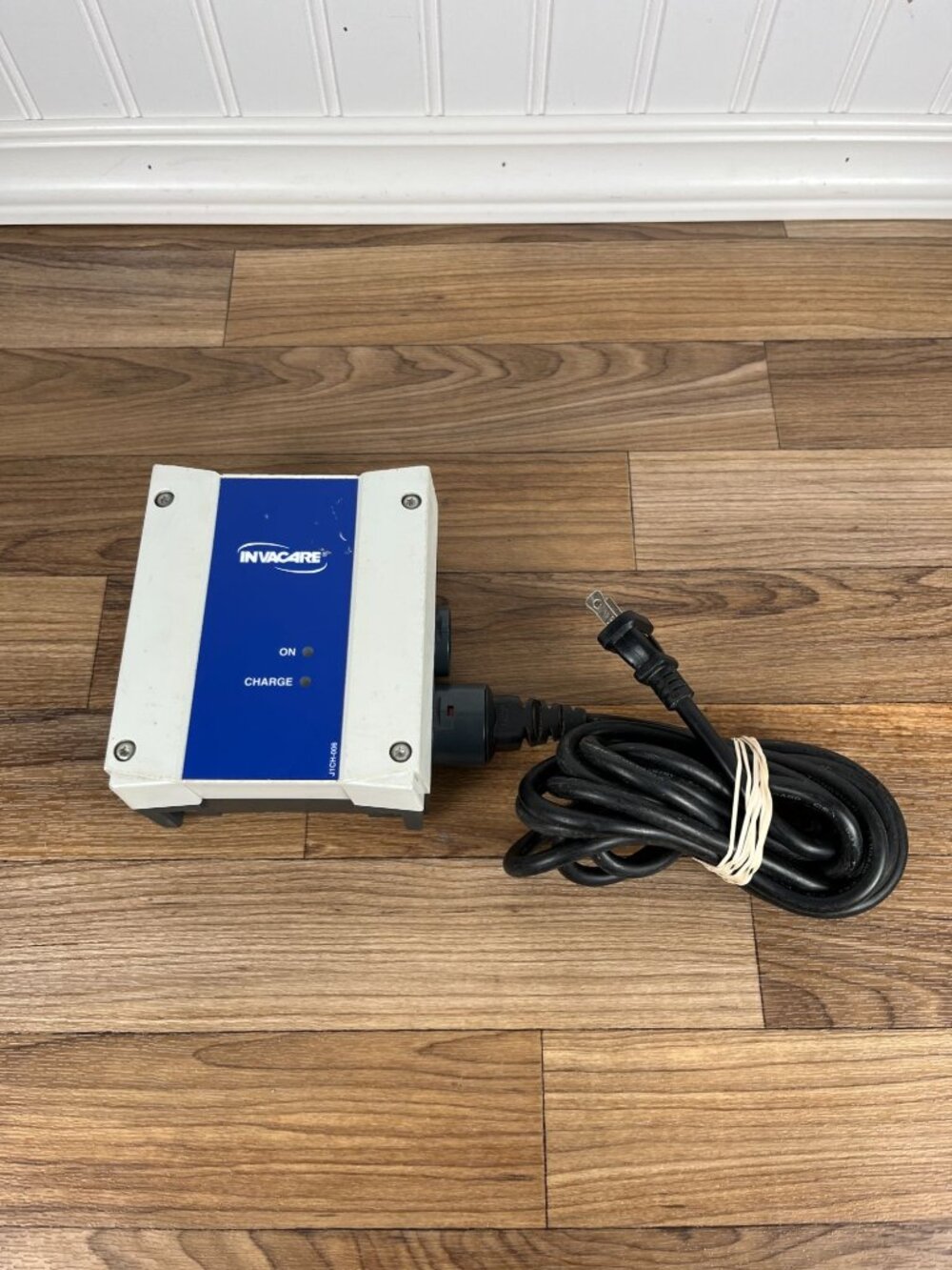 Battery Charger and Cord CHJ20000020J061 LINAK Invacare J1CH-006